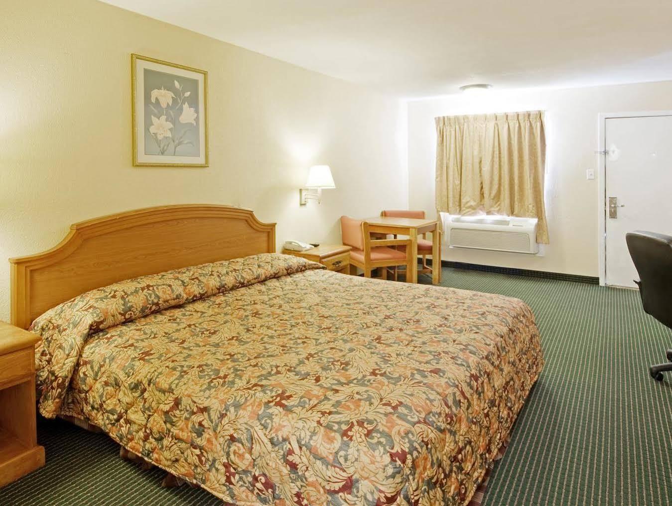 Americas Best Value Inn Gainesville Tx Ngoại thất bức ảnh